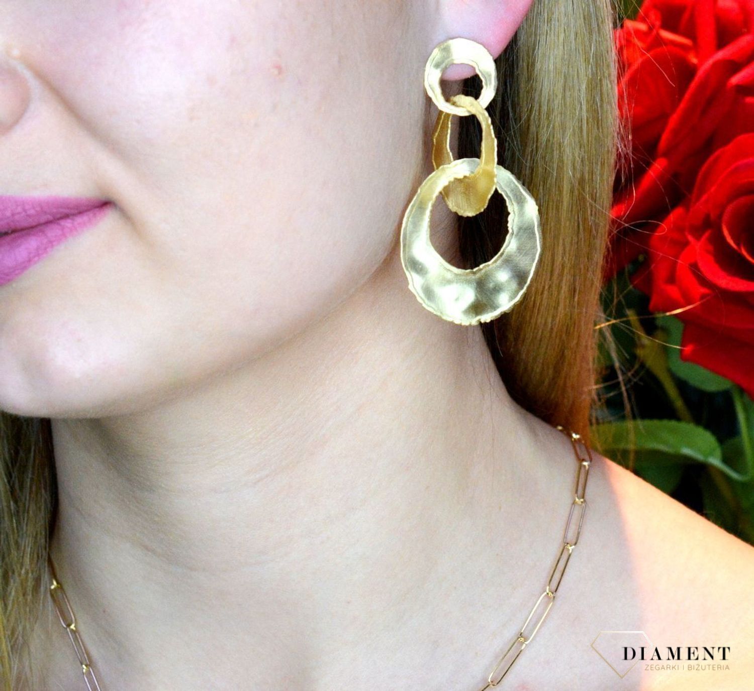 Złote kolczyki 585 gniecione kółeczka potrójne OR AQ H4180228. Srebrne kolczyki duże owalne w pozłoceniu wiszące o okrągłym kształcie💎 Srebrne kolczyki okrągłe w pozłoceniu żółtego złota to ponadczasowa biżuteria 💎. Bi.jpg